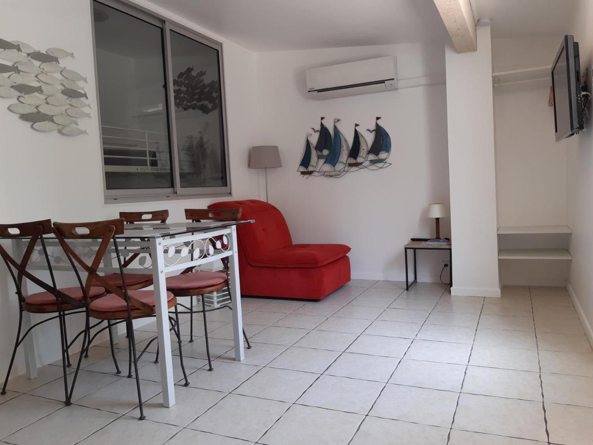 Petite Maison De Campagne Gardoise Théziers Kültér fotó
